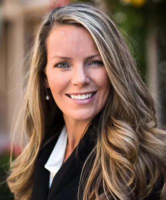 Portrait of Amanda Davis-Chin, REALTOR®